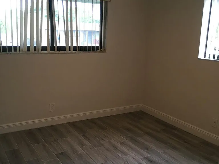 3310 SW 92nd Pl — Photo 19
