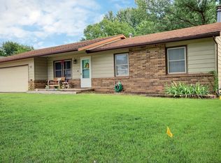 111 April Dr, Mulvane, KS 67110