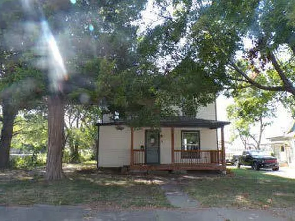 404 S Ash St, Ottawa, KS 66067