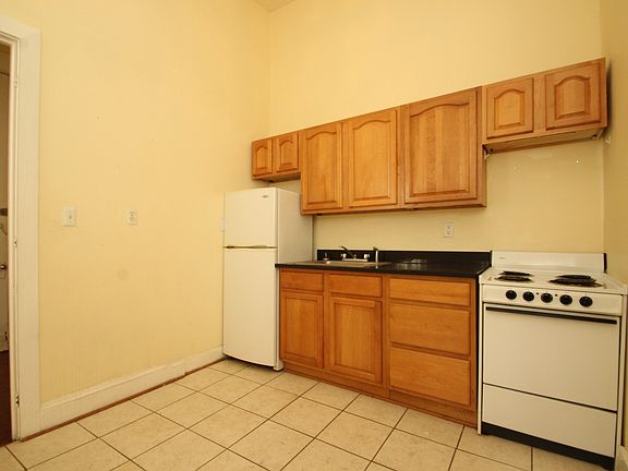 5th image of 809 Park Ave APT 1A