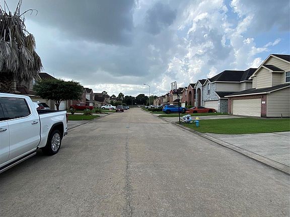3rd image of 11131 Opatrny Meadows Ln