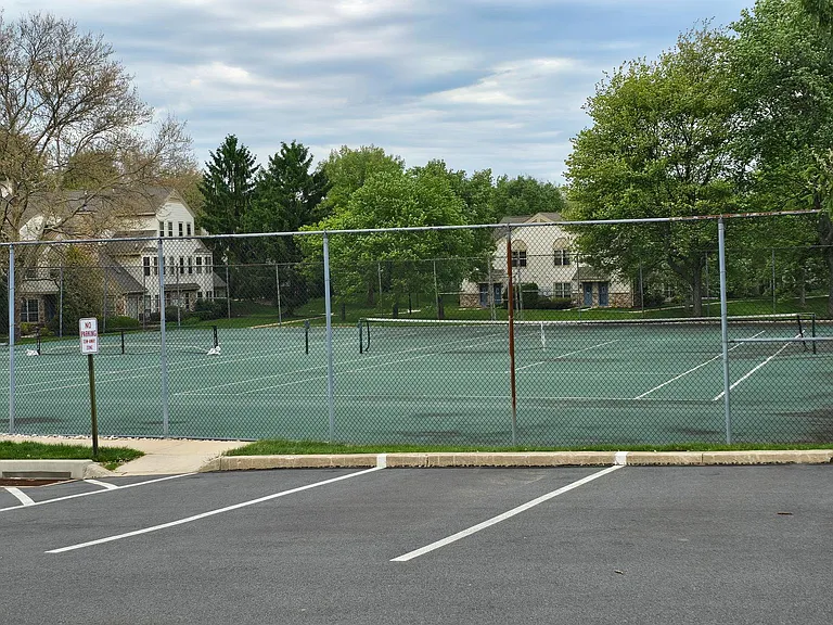 208 Foxmeadow Dr #208 — Photo 28
