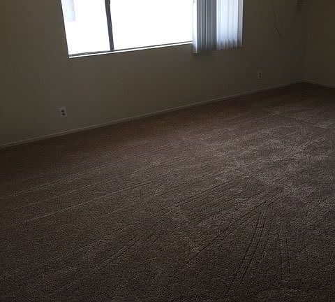 2nd image of 10717 Western Ave APT 201