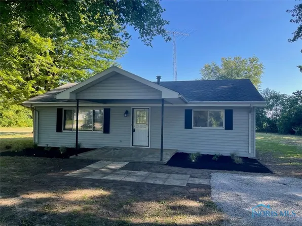 13045 Box Rd, Grand Rapids, OH 43522