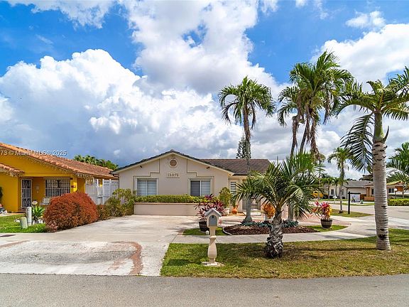 2nd image of 12872 NW 101st Pl