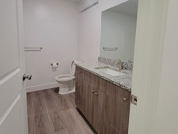 4th image of 3612 E Gample Ave #4