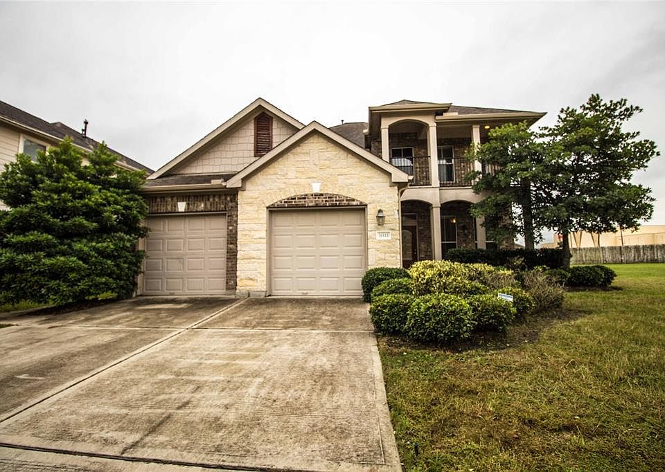 1st image of 26511 Everett Glen Dr