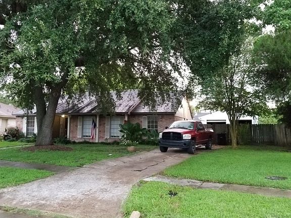 2nd image of 12102 Longbrook Dr