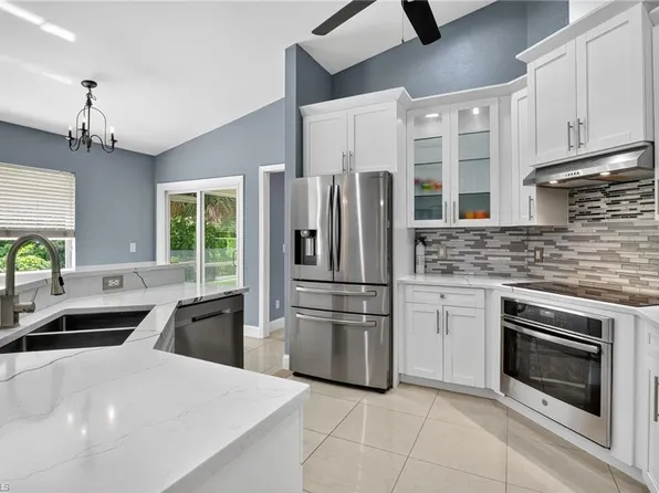 850 29th ST SW, NAPLES, FL 34117