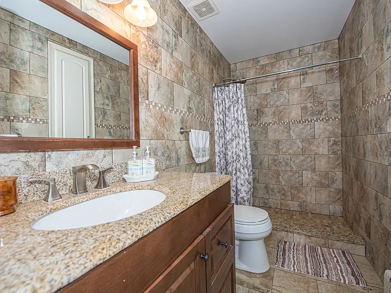 63 E Tiana Rd — Photo 11