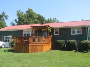 104 Greenhaven Cir, Dickson, TN 37055