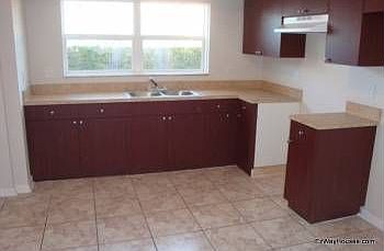 3rd image of 8252 Malvern Cir
