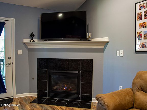4th image of 9314 Pine Lake Dr Unit 202
