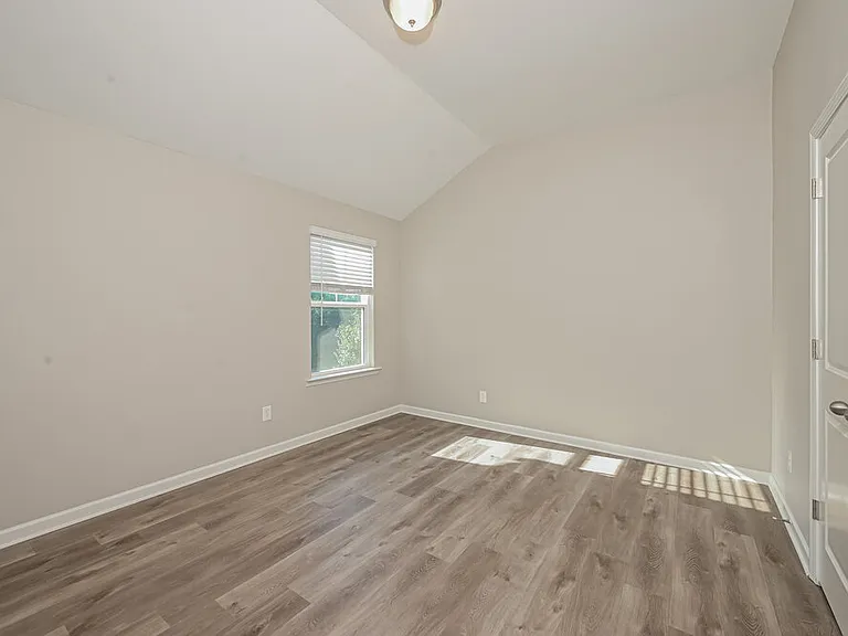 6755 Hill Rock Ln — Photo 13