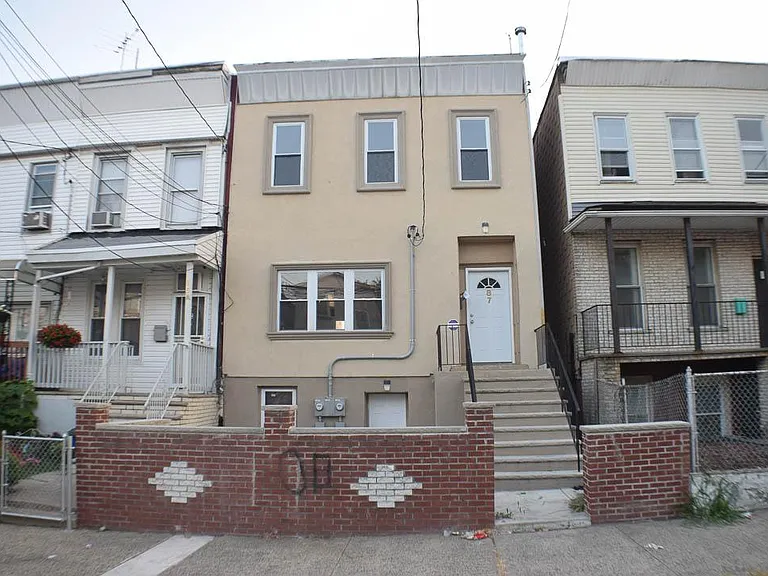 87 Orient Ave #2 — Photo 6