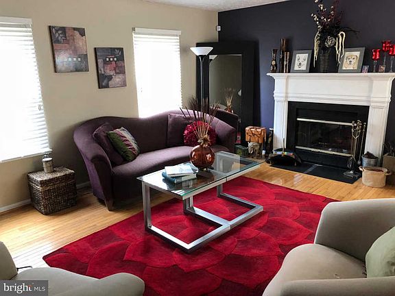 2nd image of 8331 Williamstowne Dr