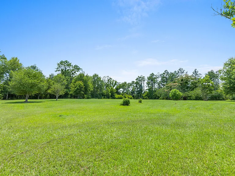 9257 Highway 171 — Photo 12