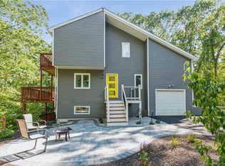 49 Thorn Hill Rd, Guilford, CT 06437