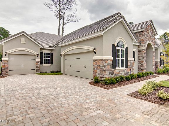 3rd image of 224 Payasada Cir