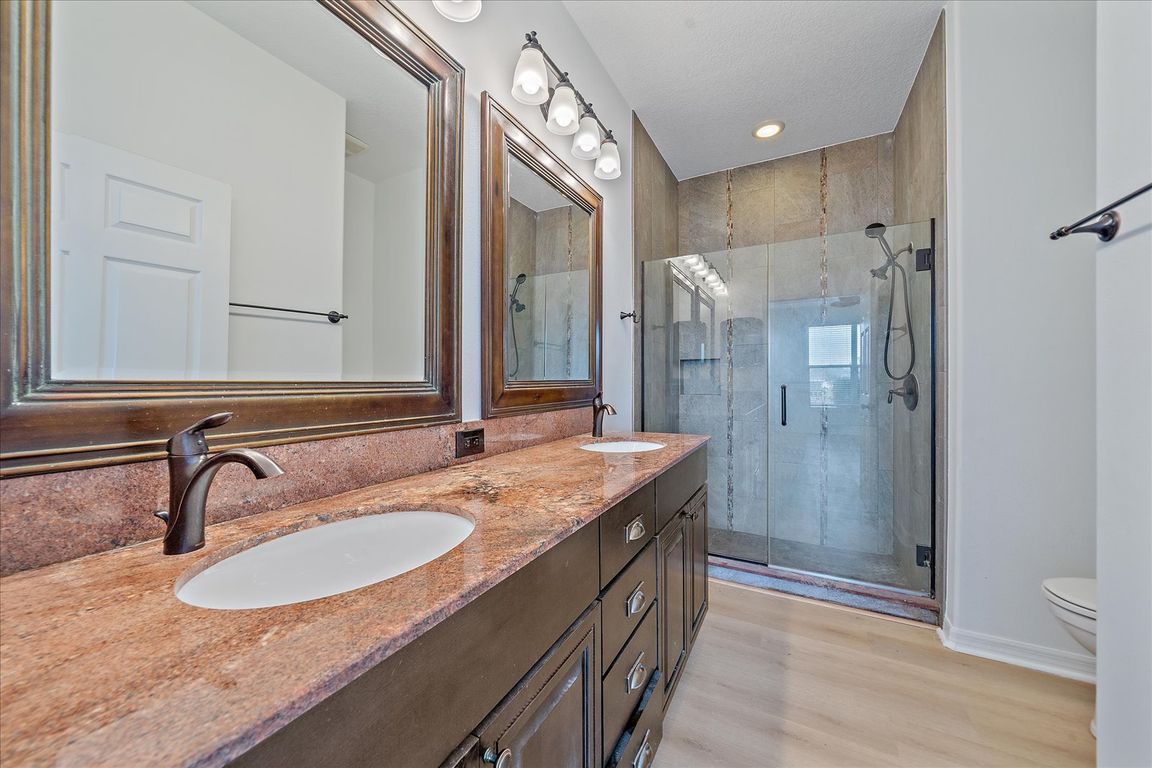 Owner's ensuite bathroom with shower