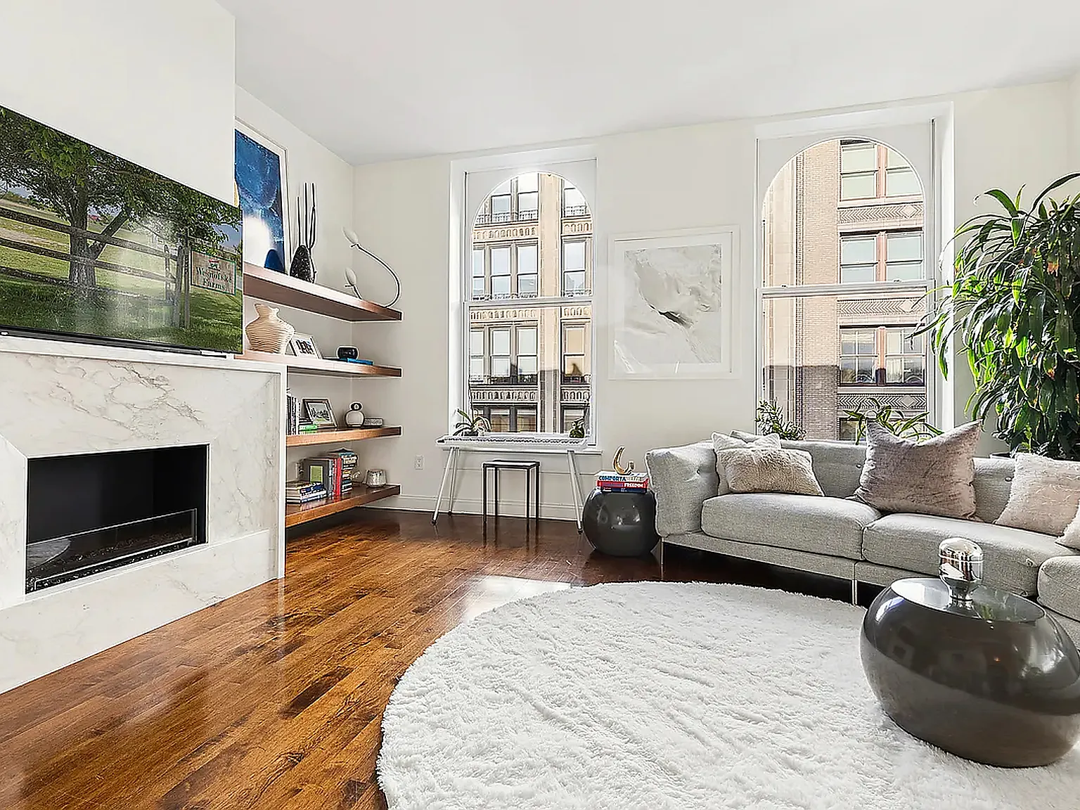 42 East 20th Street — Photo 3