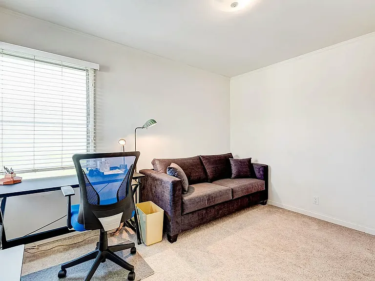 1254 Devon Ave #1254 — Photo 19