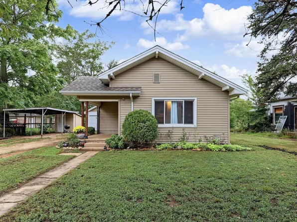 709 S High St, El Dorado, KS 67042