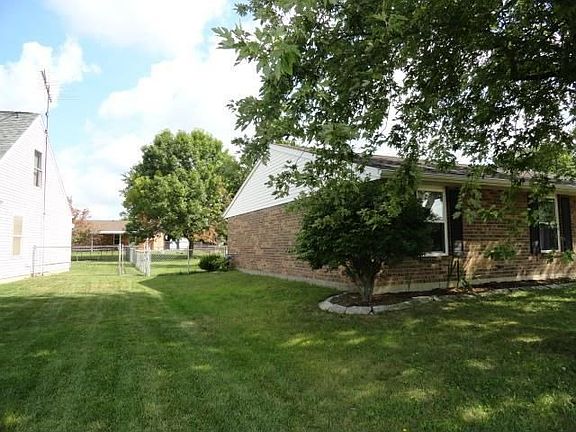 4th image of 6081 Green Knolls Dr