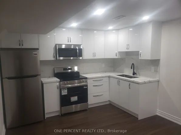 1445 Cordick St, Oshawa, ON L1K 0K2