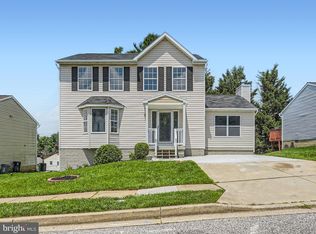 14 Rocky Ln, Pikesville, MD 21208