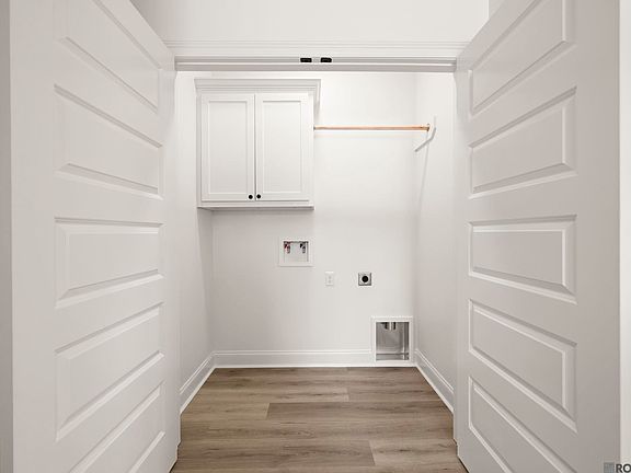 5th image of 8007 Arnold Rd #5F