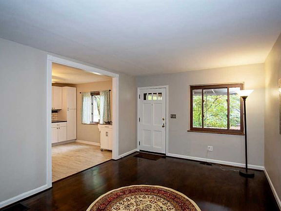 4th image of 6928 Hurd Ave