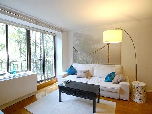 Rented by Level Group | media 29