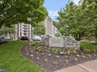 7420 Westlake Ter APT 411, Bethesda, MD 20817