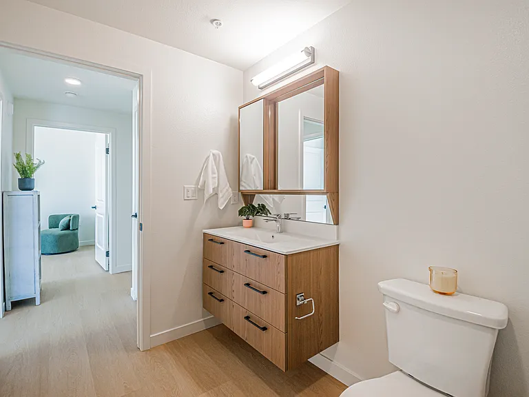 856 Gramercy Drive — Photo 85