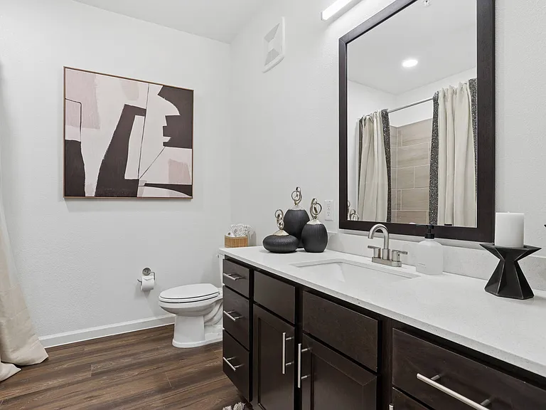 Wildwood Luxury Urban Homes — Photo 12