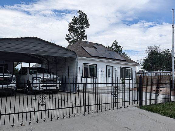 3rd image of 464 2nd Ave