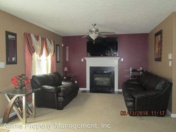 2nd image of 4403 Round Stone Ct