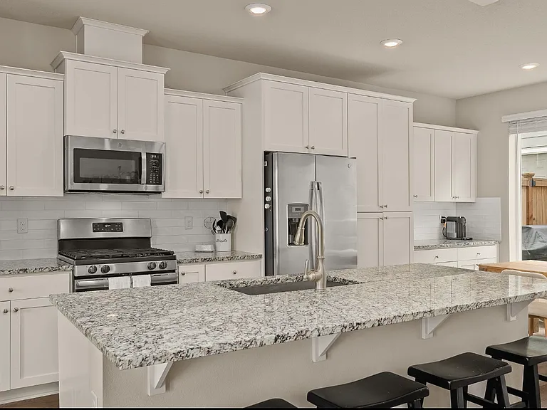 3478 SE Birchleaf St — Photo 10