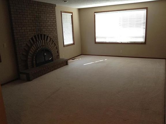 4th image of 3411 NE 127th St