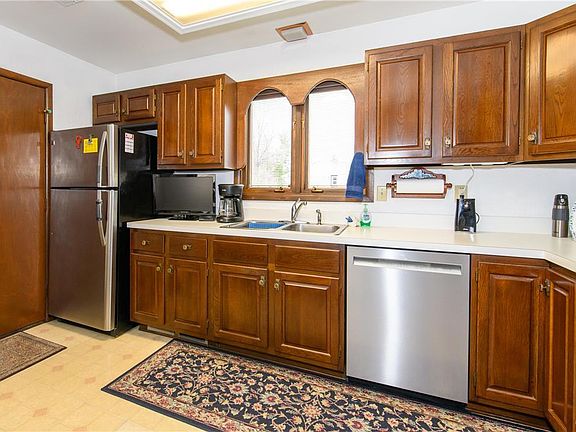 5th image of 5431 Huff Ln N