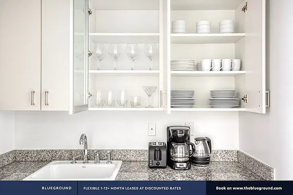 Rented by The Blueground | media 48