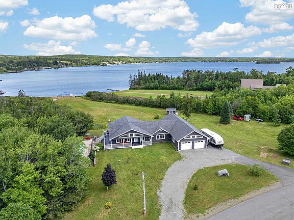 2nd image of 131 Oakfield Dr