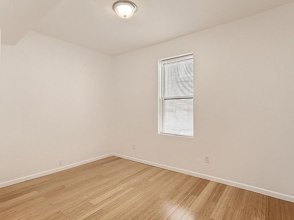 4th image of 4828 W Gladys Ave #2