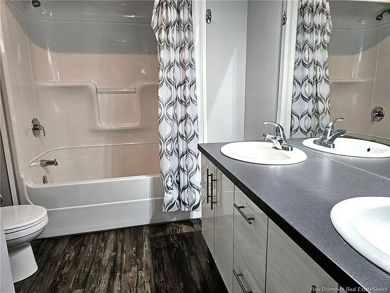 127 Waterloo St #120 — Photo 24