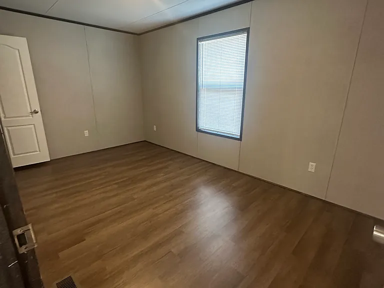 4330 Bradley Ln — Photo 12