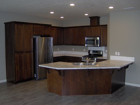 5th image of 6209 NE 77th Ave
