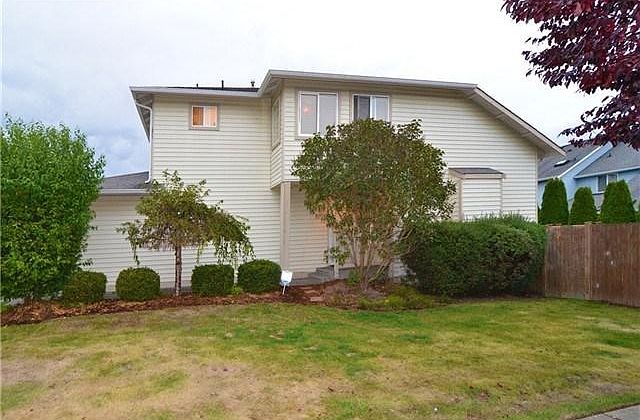1st image of 9521 2nd St SE #44