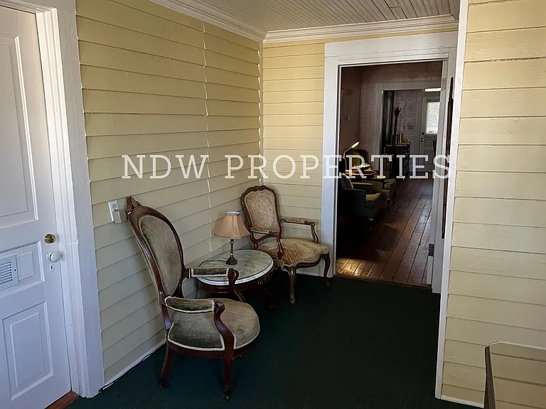 105 Whitehead Ave NE — Photo 8