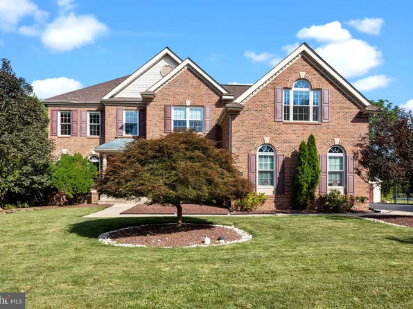 1511 Pownal Dr, Yardley, PA 19067